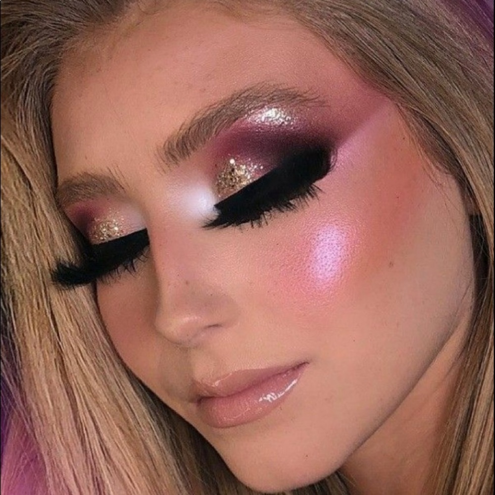Make-up Mystery box